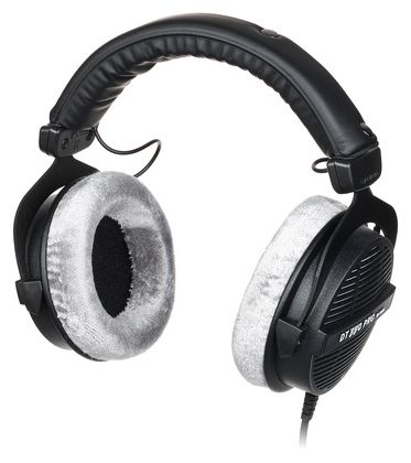 Beyerdynamic DT 990 PRO Over-Ear Studio Monitor Headphones – 80 Ohm — view 3