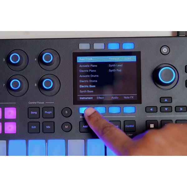 Fender Studio Motion 32 Production and Performance Controller — view 6