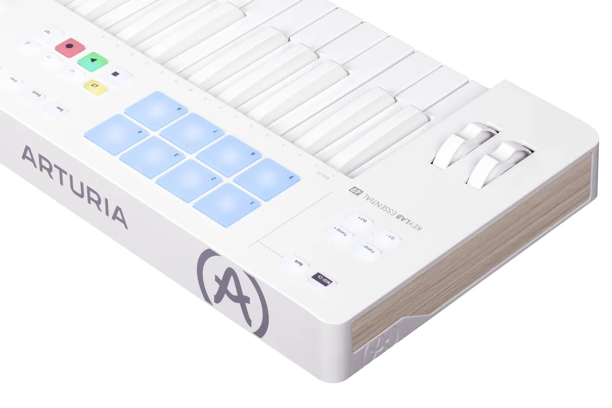 Arturia KeyLab Essential mk3 49-key Controller - Alpine White — view 3