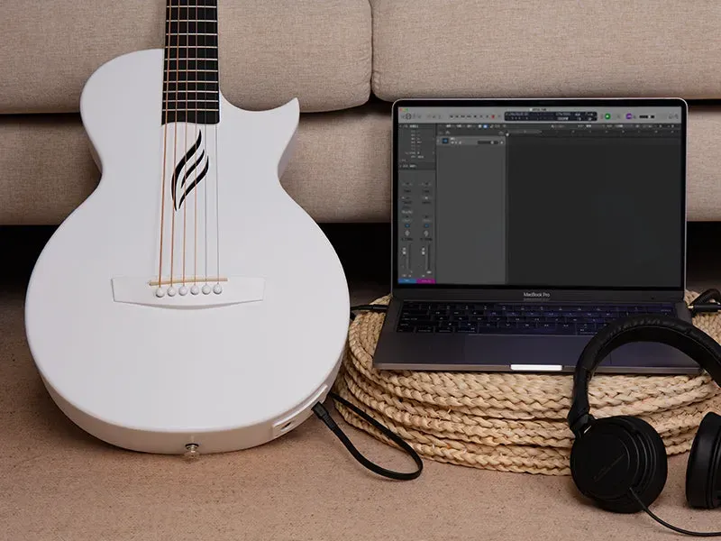Enya Nova Go SP1 Carbon Fibre Electro-Acoustic Guitar - White — view 7