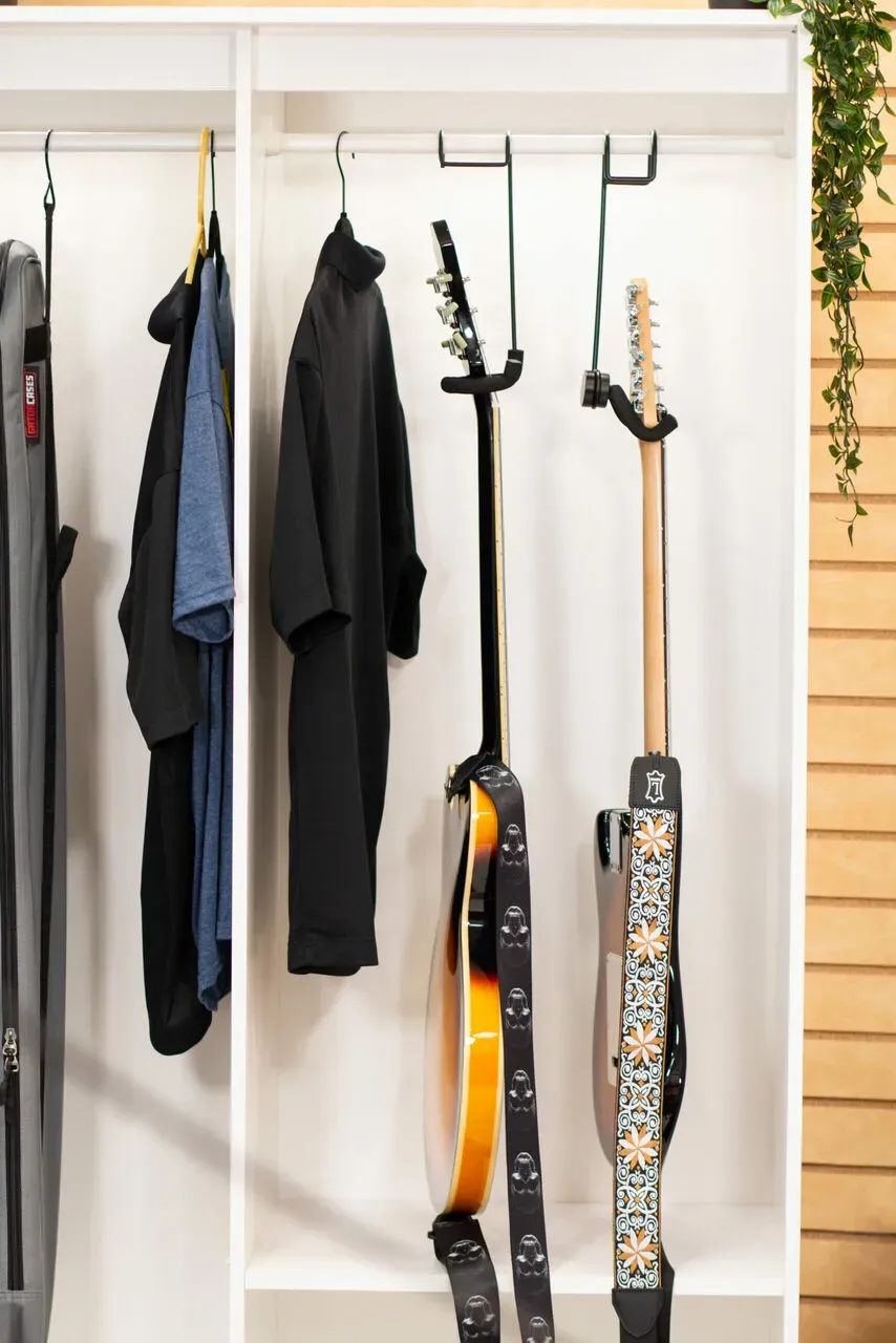 Gator Frameworks Deluxe Closet Hanger Yoke for Acoustic, Electric, and Bass Guitars — view 3