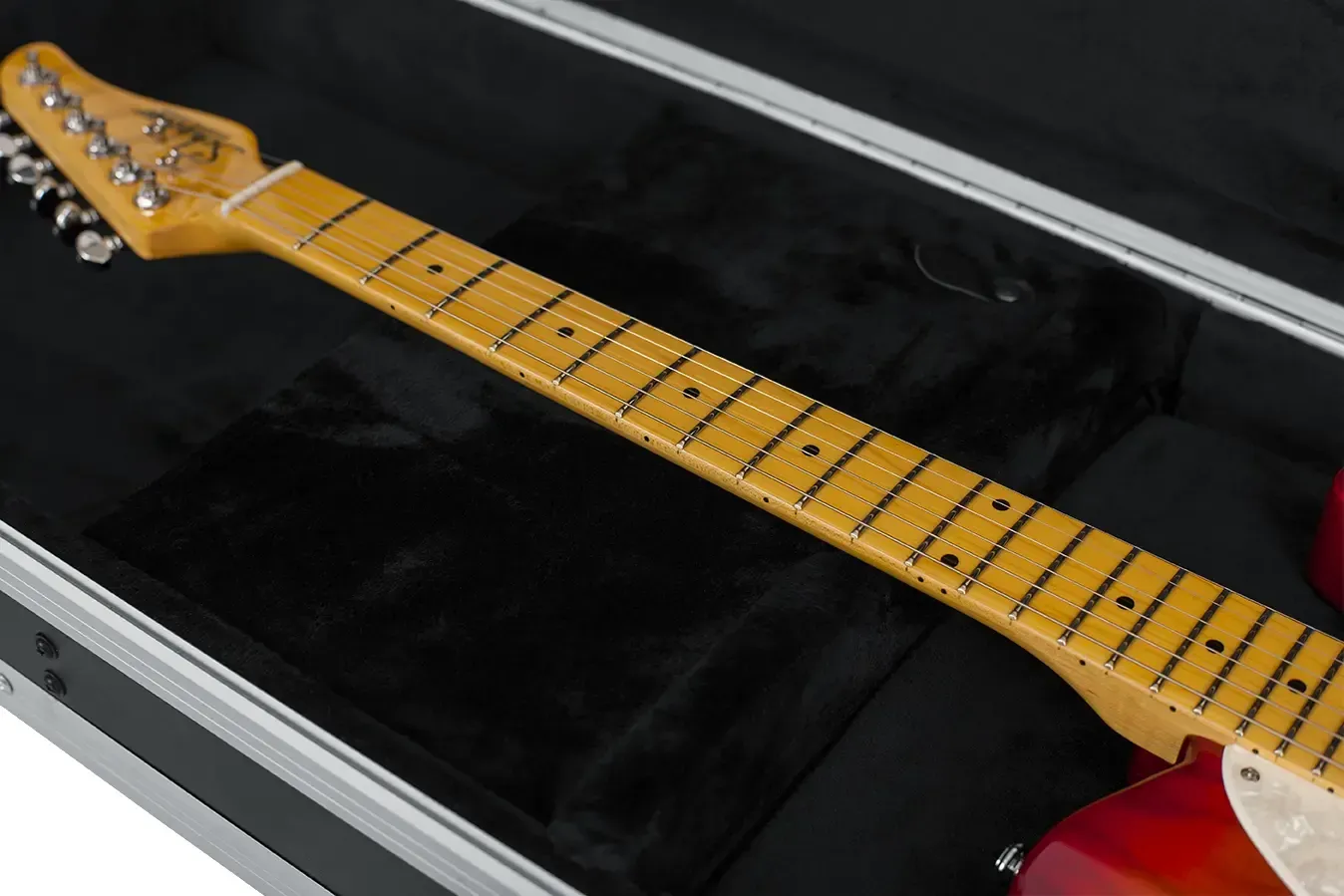 Gator Tour Road Case for Standard Double-cutaway Electric Guitar — view 7