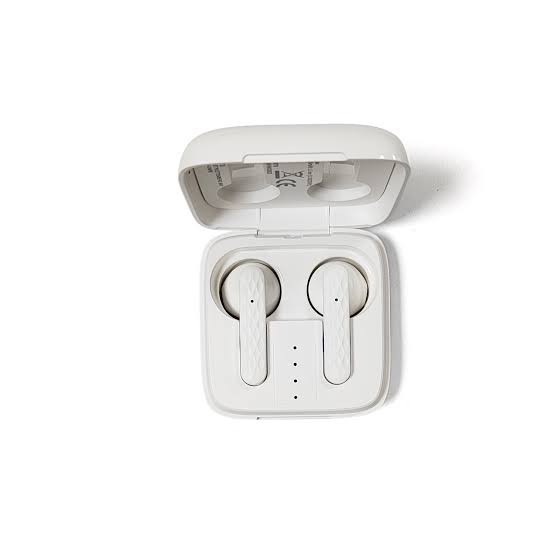 GMA Wireless Bluetooth Earphones — view 1
