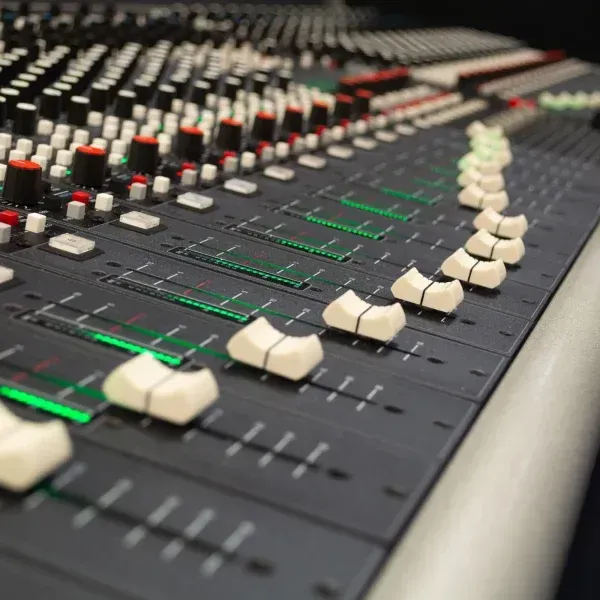 Harrison Audio 32Classic 32-channel In-line Console — view 5