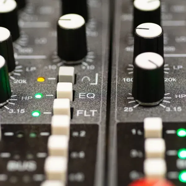 Harrison Audio 32Classic 32-channel In-line Console — view 8