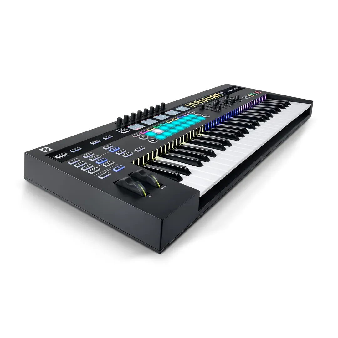Novation 49SL MkIII Keyboard Controller with Sequencer — view 4