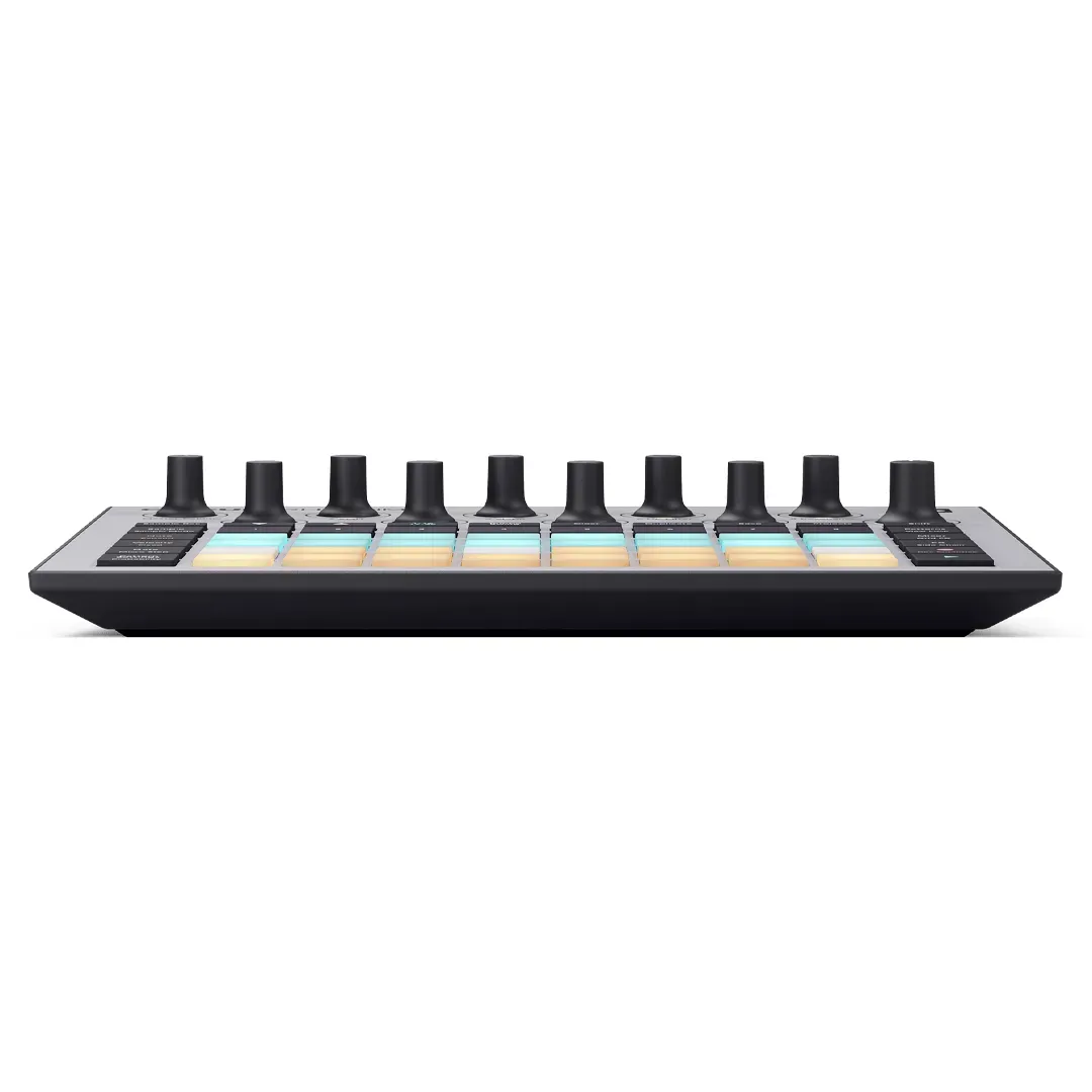 Novation Circuit Rhythm Groovebox with Sample Import — view 6