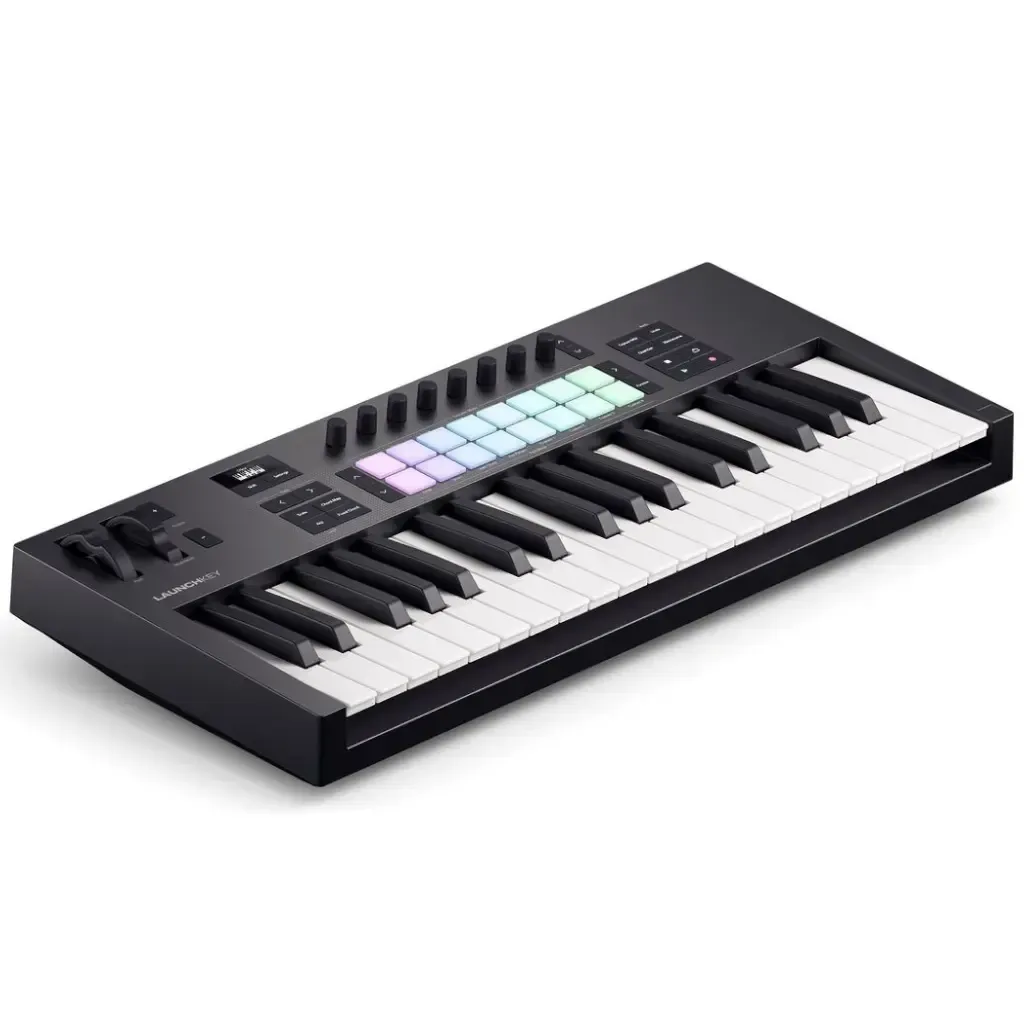 Novation Launchkey 37 MK4 37-Key Keyboard Controller — view 2