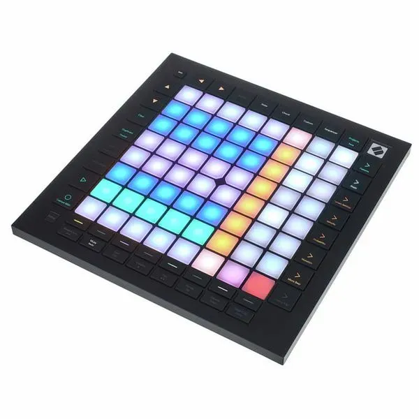 Novation Launchpad Pro MK3 Grid Controller for Ableton Live — view 2