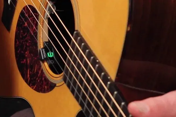 Planetwaves PWCT15 NS Soundhole Tuner — view 2