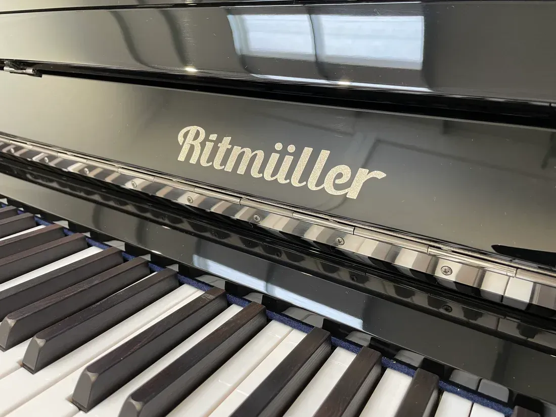 Ritmuller RS-122 Superior Line Upright Piano - Polished Ebony — view 4