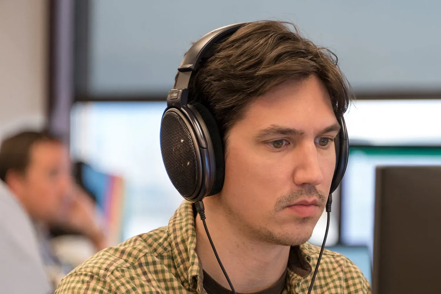 Sennheiser HD 650 Open-back Audiophile and Reference Headphones — view 4