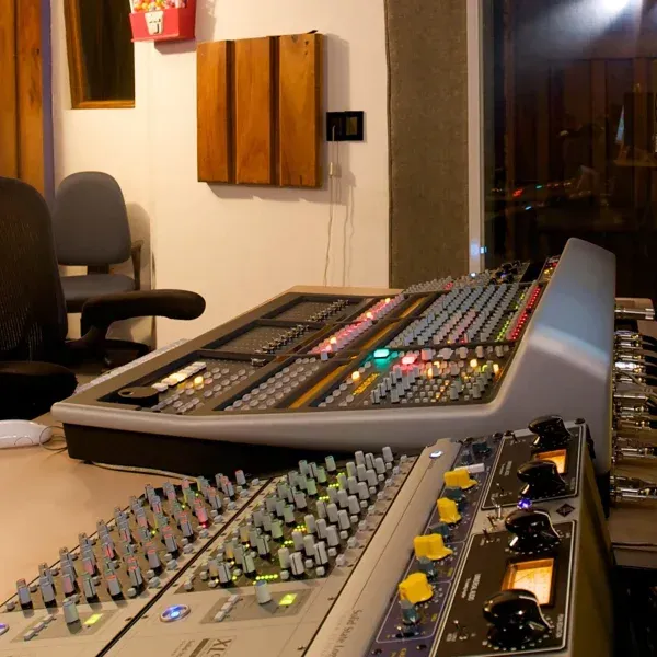 Solid State Logic AWS 948 48-channel Analog Console — view 11