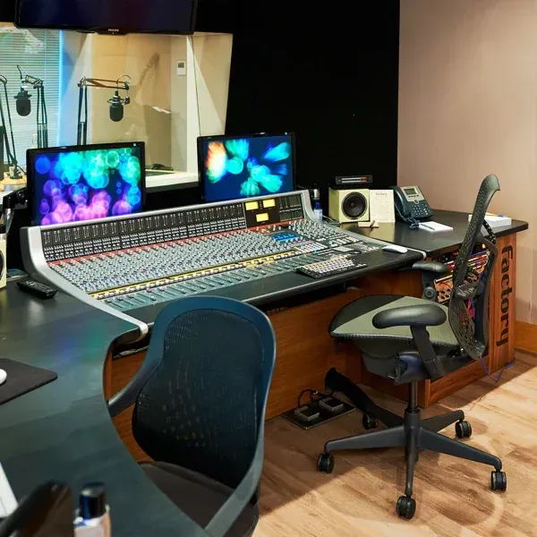 Solid State Logic AWS 948 48-channel Analog Console — view 22