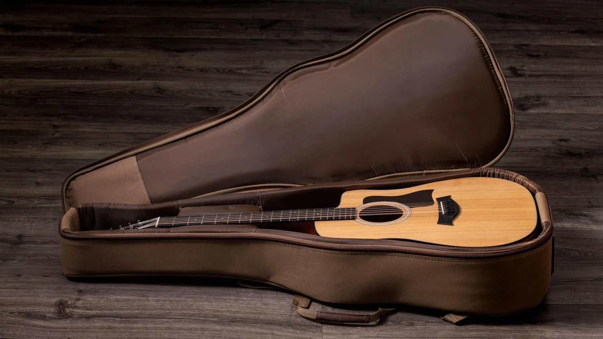 Taylor 150ce Dreadnought 12-string Acoustic-electric Guitar — view 8