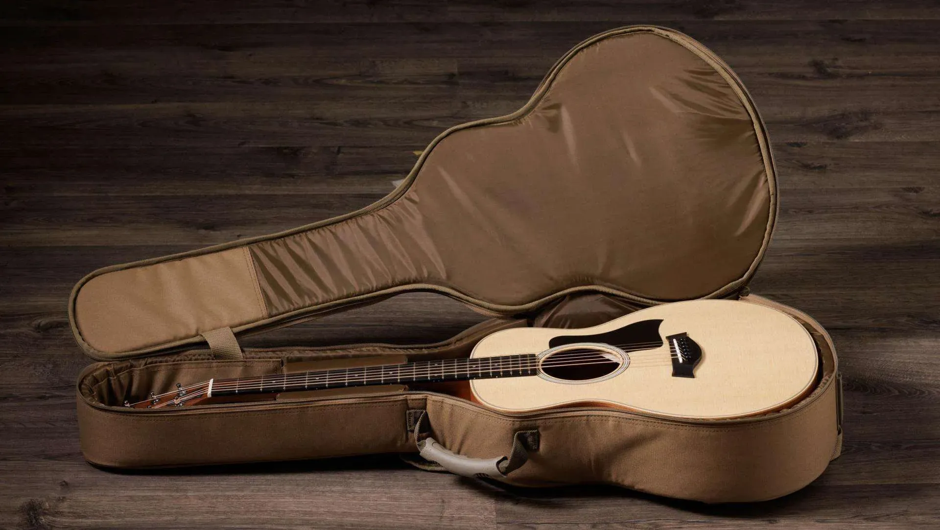 Taylor GS Mini Sapele Acoustic Guitar - Natural — view 9