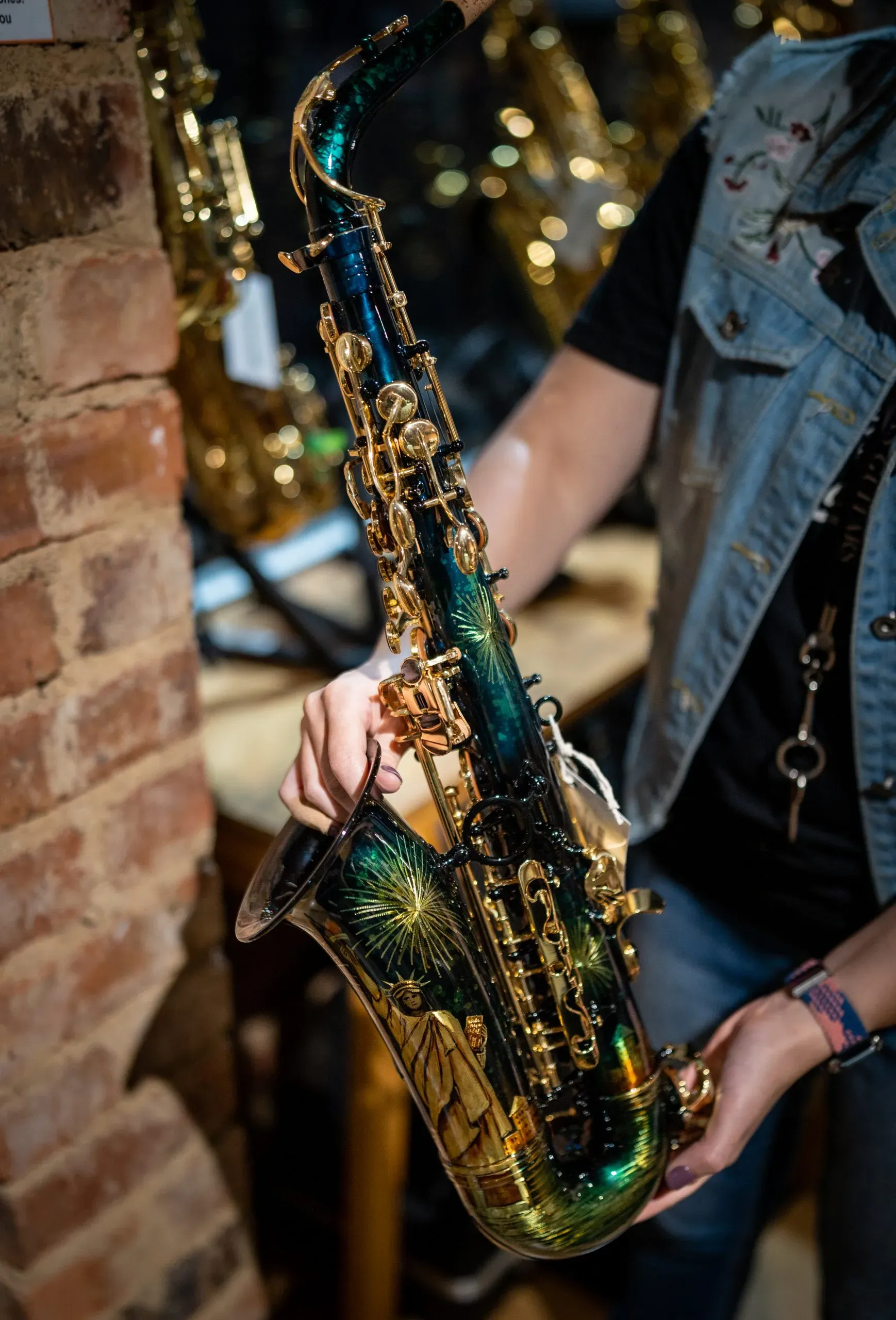 Chateau Art Series Alto Saxophone- Liberty — view 3