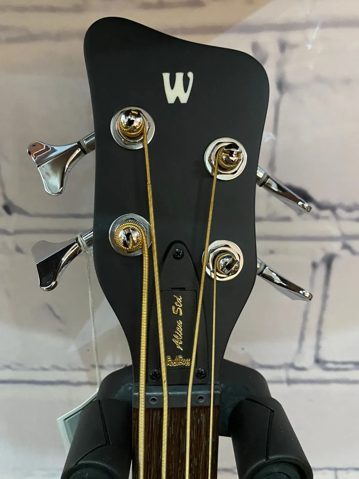 Warwick Rockbass Alien Deluxe 4 String Thinline Acoustic Bass Guitar — view 2