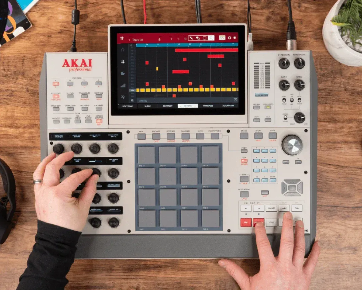 Akai Professional MPC X Standalone Sampler and Sequencer – SE — view 5