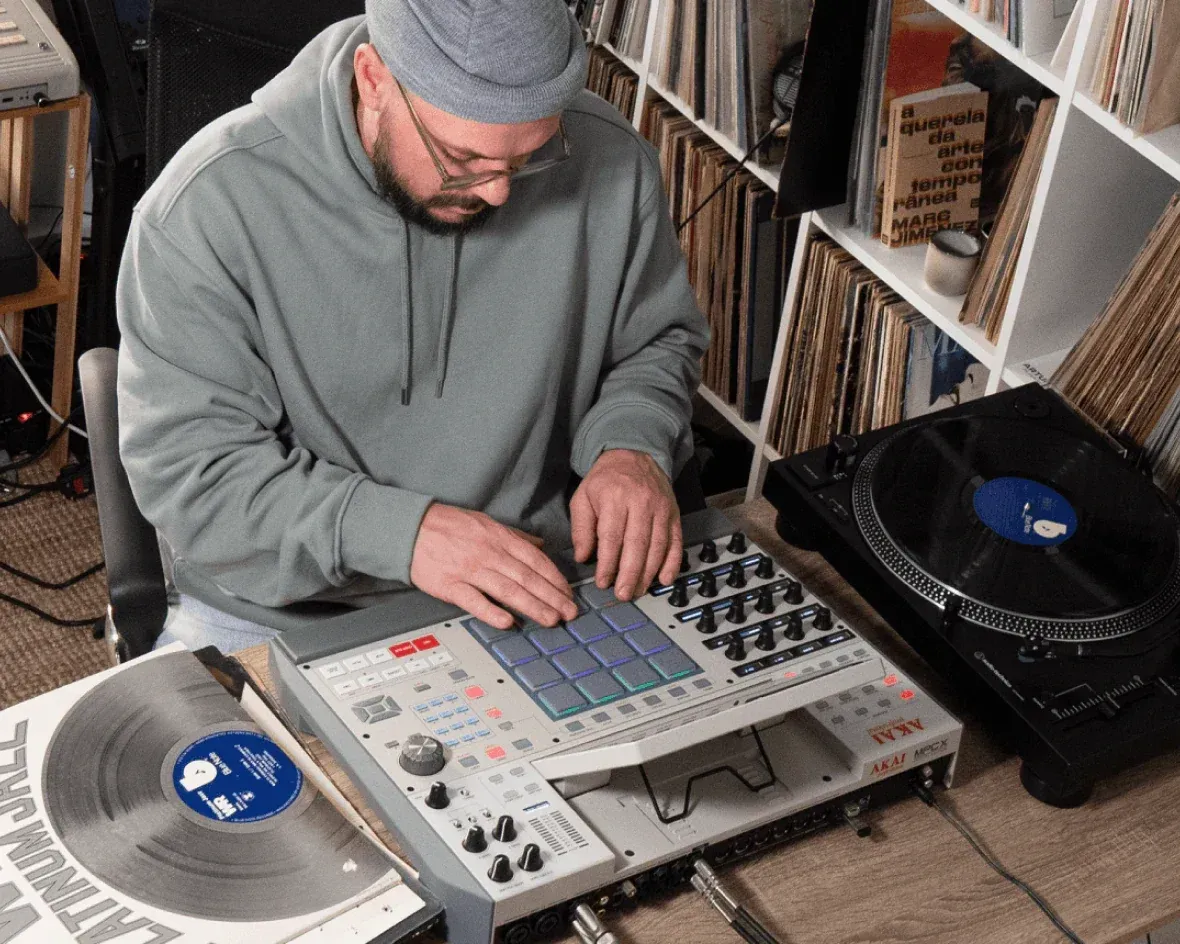 Akai Professional MPC X Standalone Sampler and Sequencer – SE — view 7