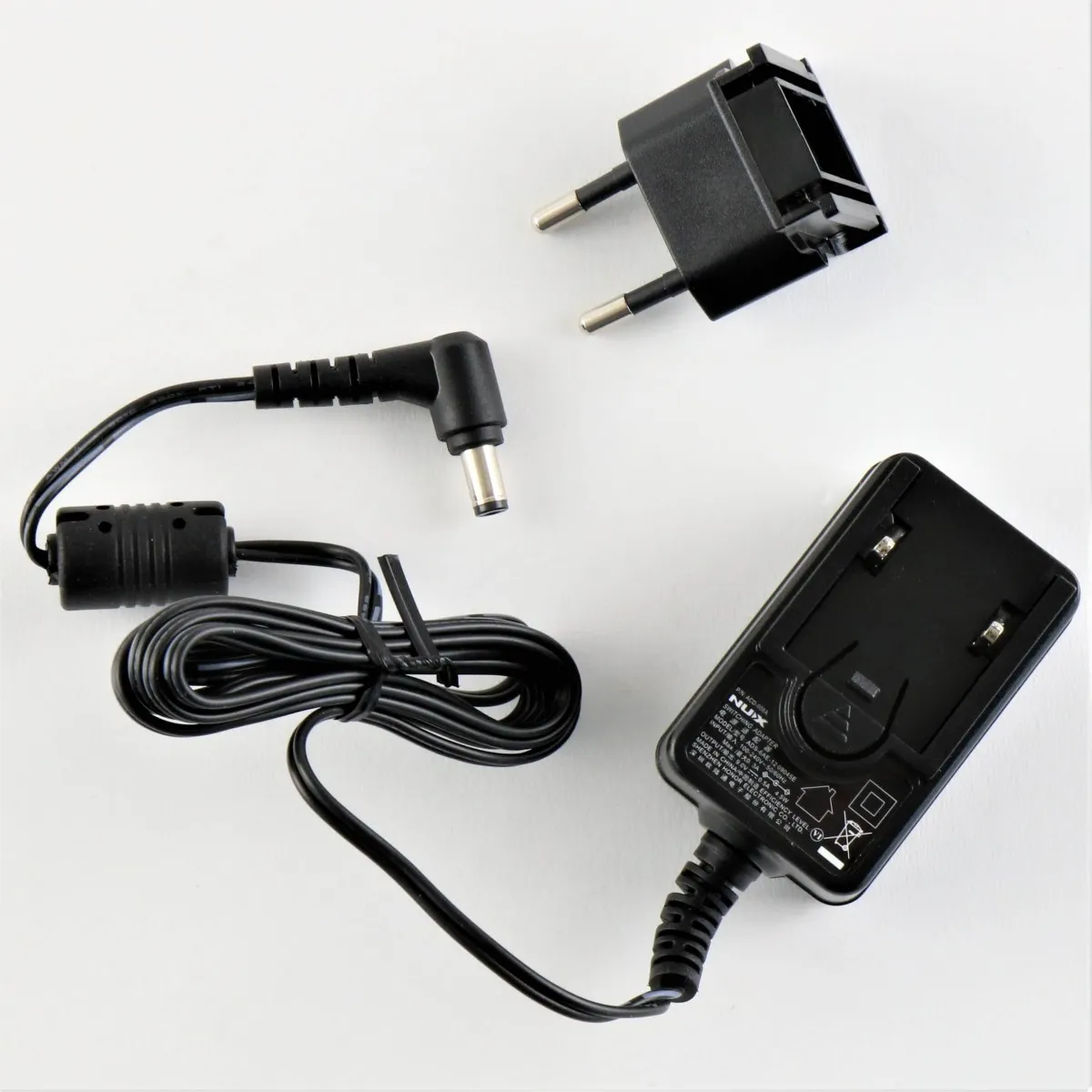 Nux ACD-006A 9V Switching Power Supply — view 2