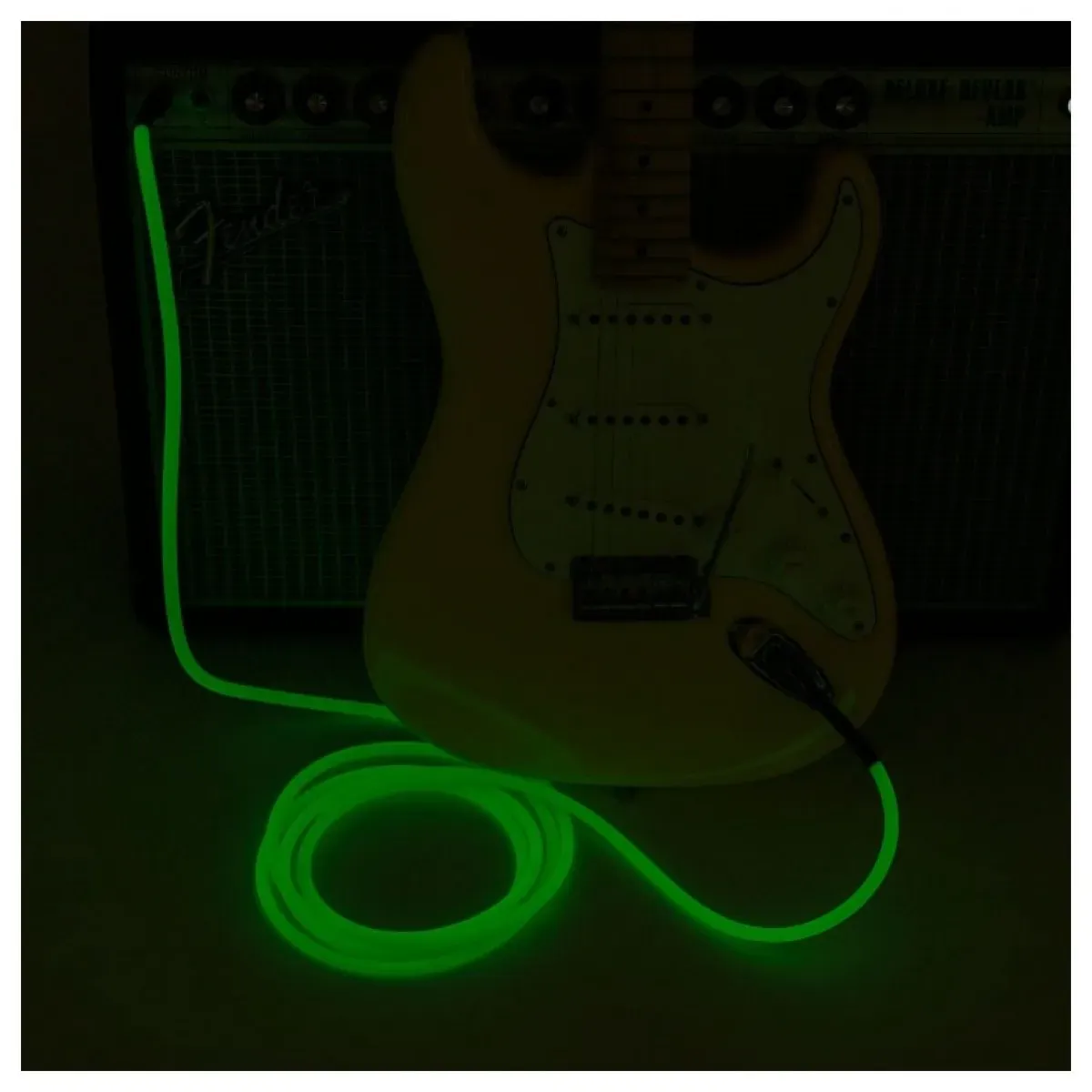 Fender Professional Glow in the Dark Green Instrument Cable, 18.6 Foot — view 2