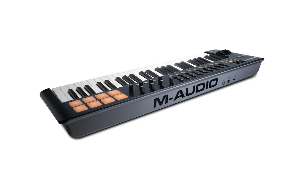 M-Audio Oxygen 49 MIDI Controller — view 3