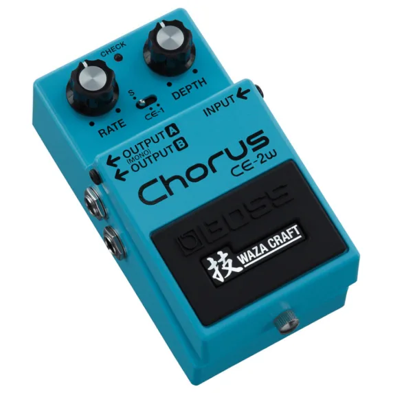 Boss CE-2W Waza Craft Chorus Pedal — view 2