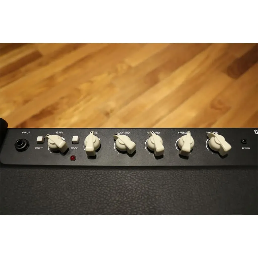 Cort CM150B 150-Watt Bass Guitar Amplifier — view 3