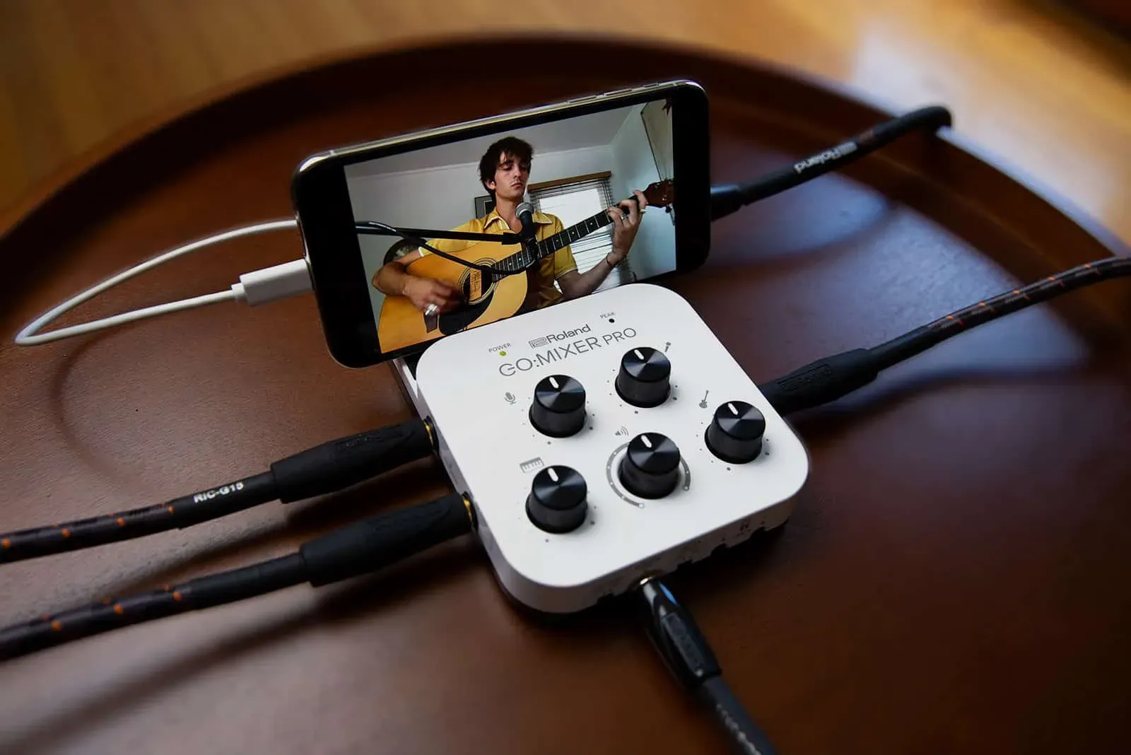 Roland Go Mixer Pro Audio Mixer for Smartphones — view 5