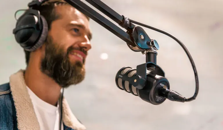 Rode PodMic Cardioid Dynamic Broadcast Microphone — view 4