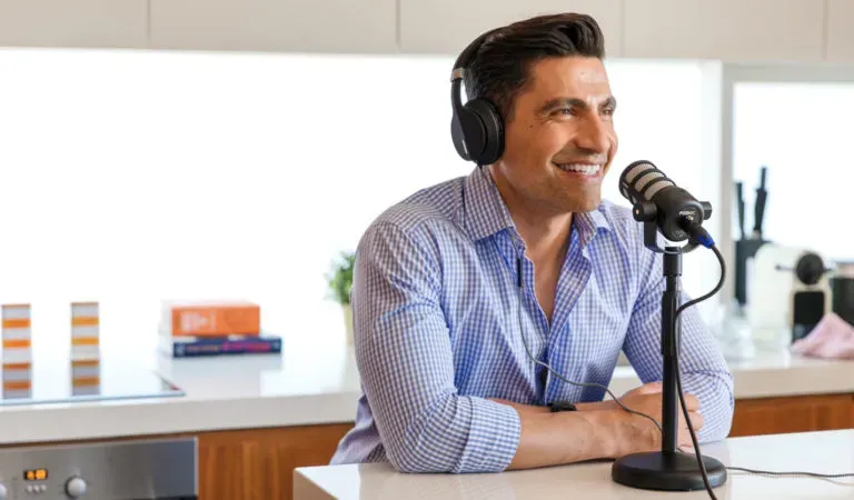 Rode PodMic Cardioid Dynamic Broadcast Microphone — view 5