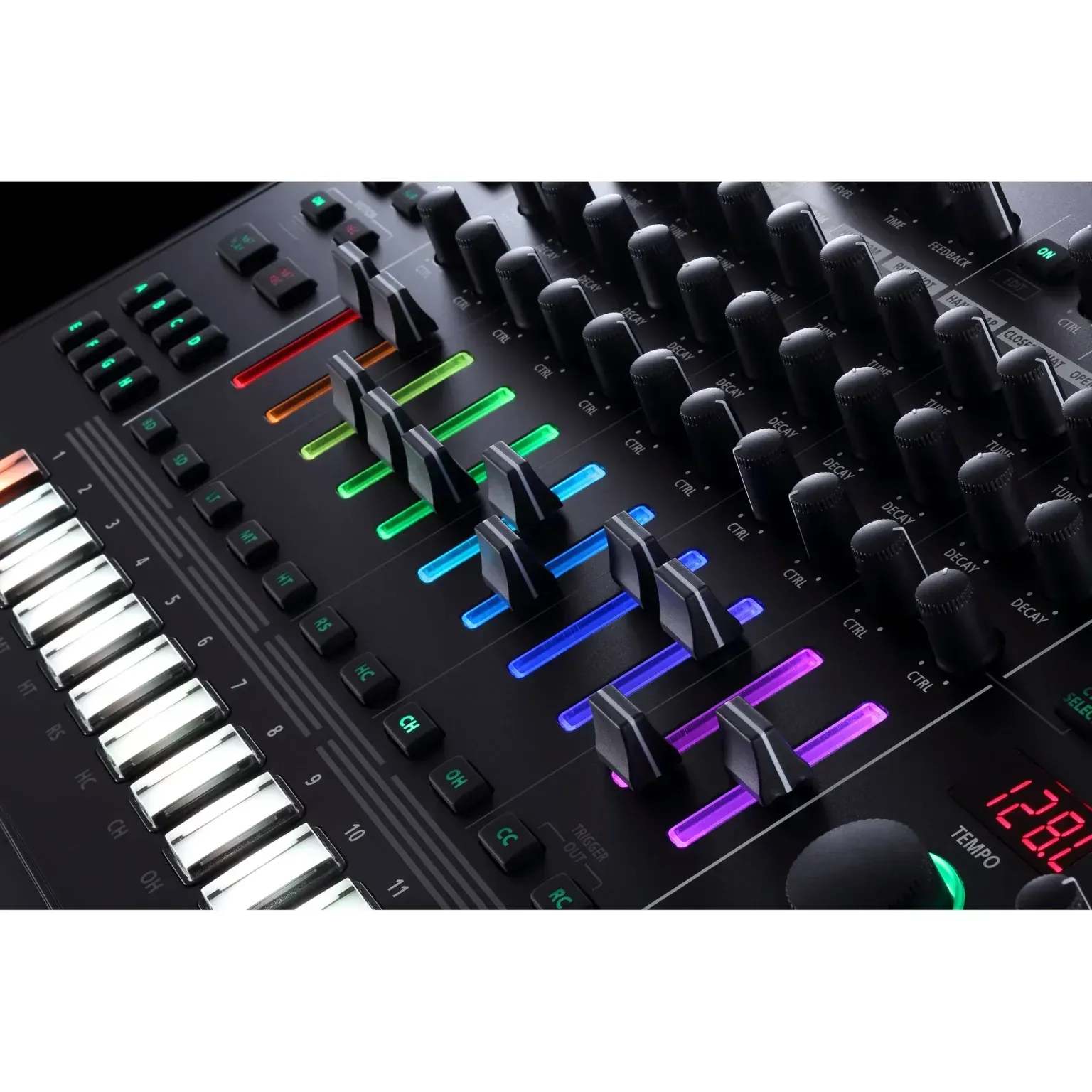 Roland TR-8S Rhythm Performer Compact Drum Machine — view 6