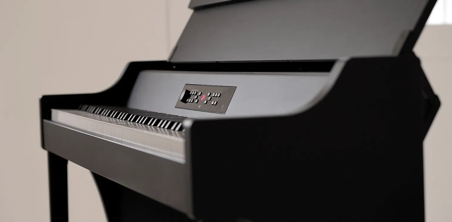 Korg G1 Air Digital Piano (Brown) — view 2