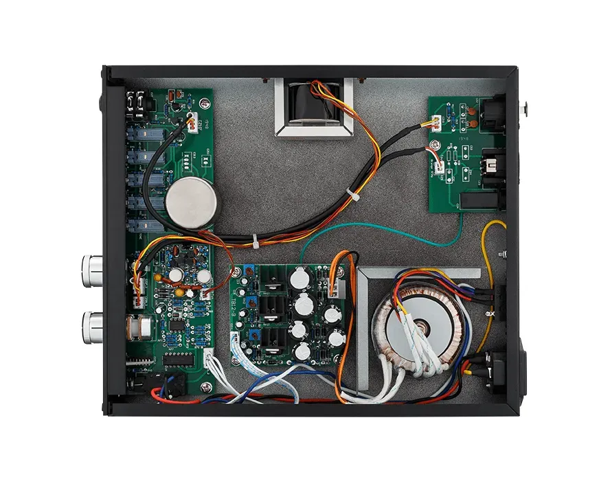 Warm Audio WA12 MKII Microphone Preamp - Black — view 3