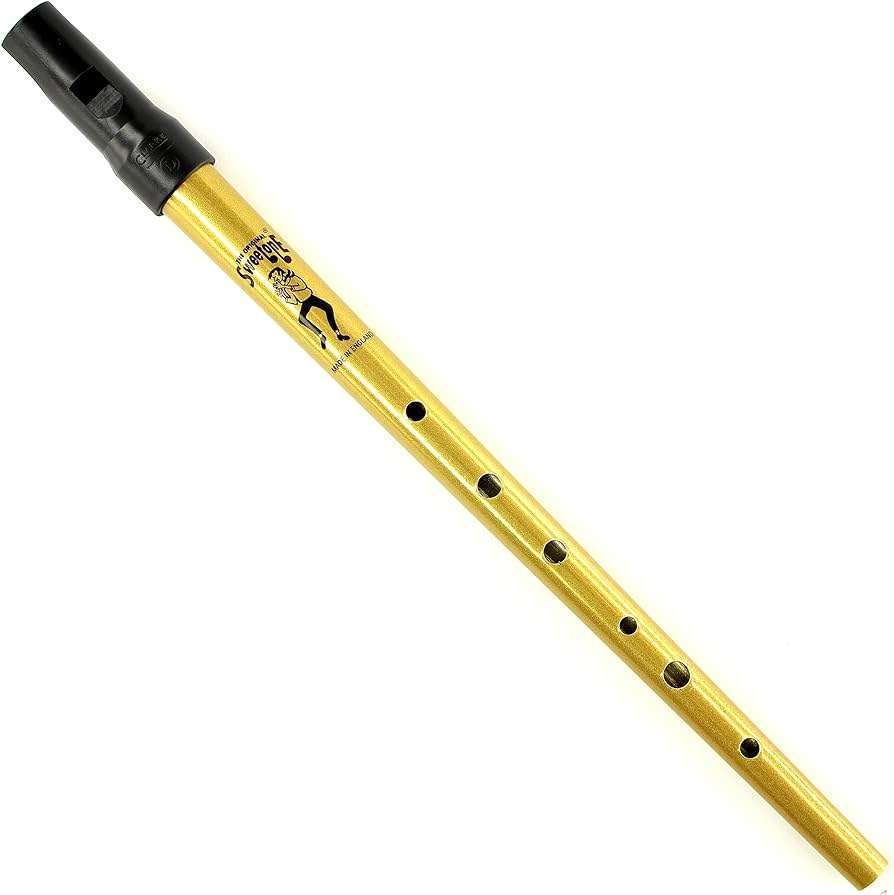Clarke Sweetone Tinwhistle with Plastic Pouch – Key D — view 3
