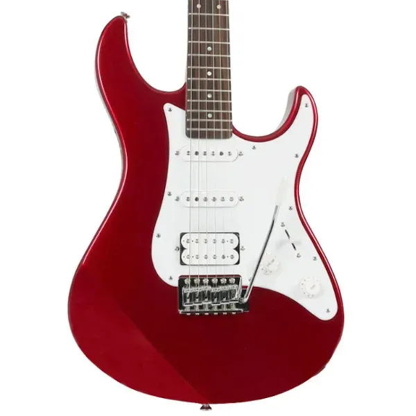 Yamaha PAC012 Pacifica Electric Guitar - Red Metallic — view 1