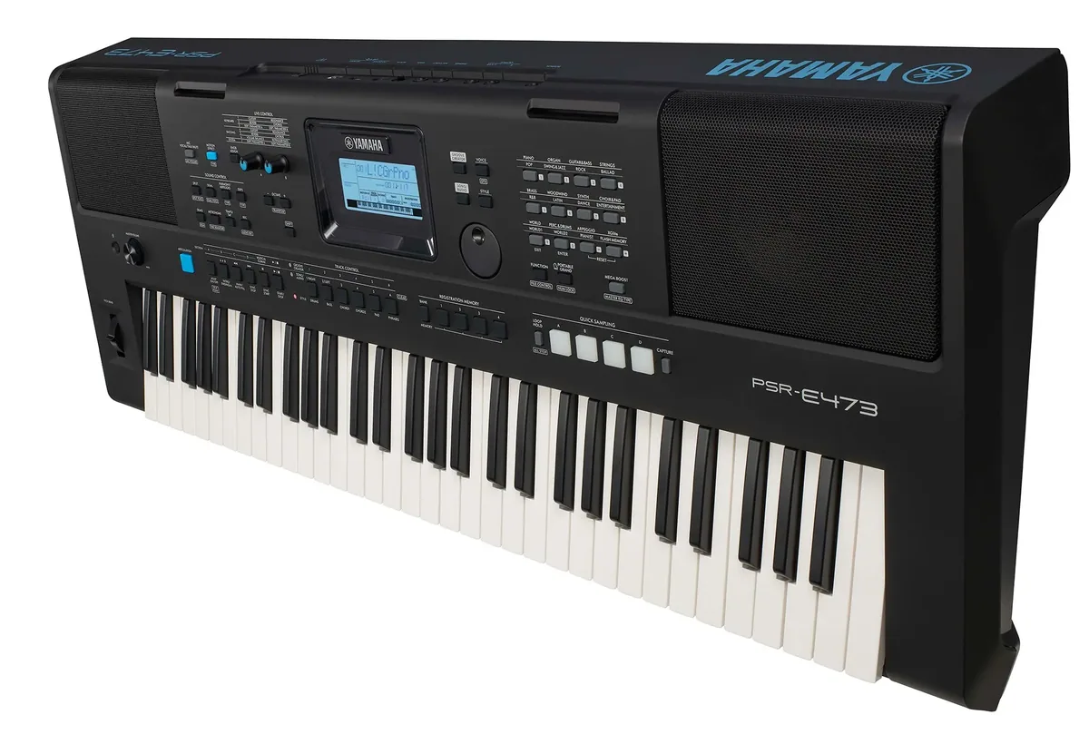 Yamaha PSR-E473 61-key Portable Arranger — view 2