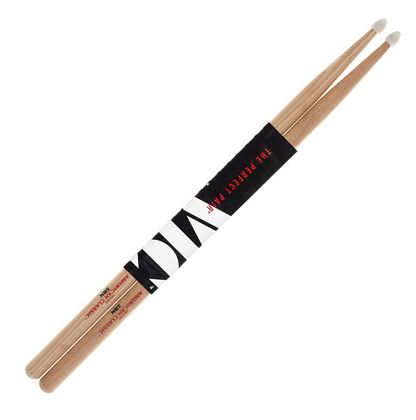 Vic Firth American Classic Drumsticks Wood Tip – 5B — view 3